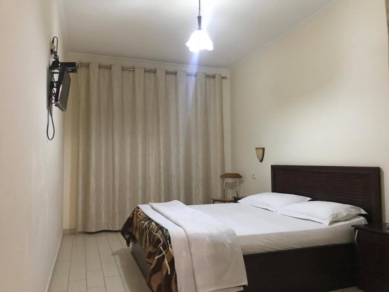 Hotel Belvedere Pogradec Exterior photo